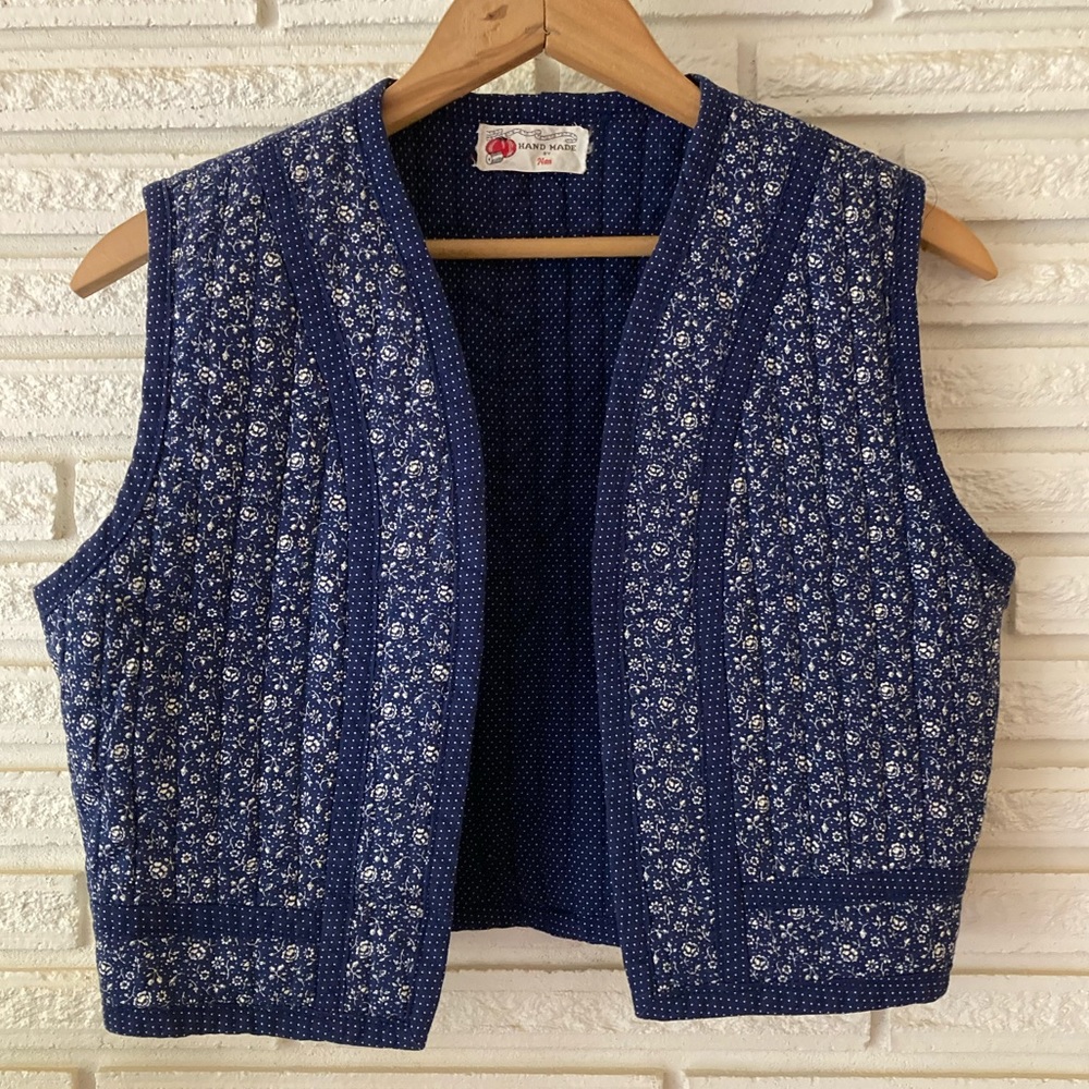 Quilted crop vest